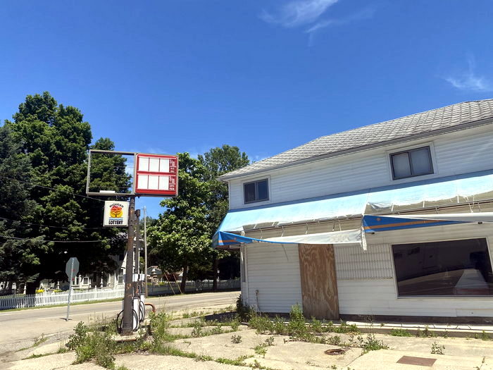 Bartletts Pavillion - June 17 2022 Photo - In And Around Pleasant Lake (newer photo)